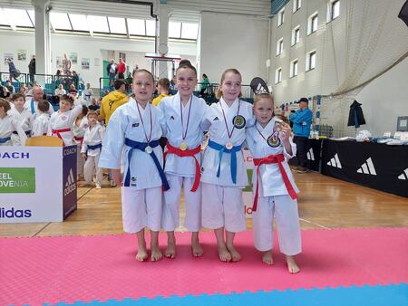 Ula Požar 2. mesto v katah